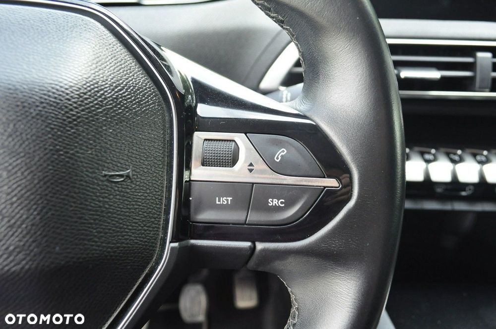 Peugeot 3008 2.0 BlueHDi Active S&S - 9