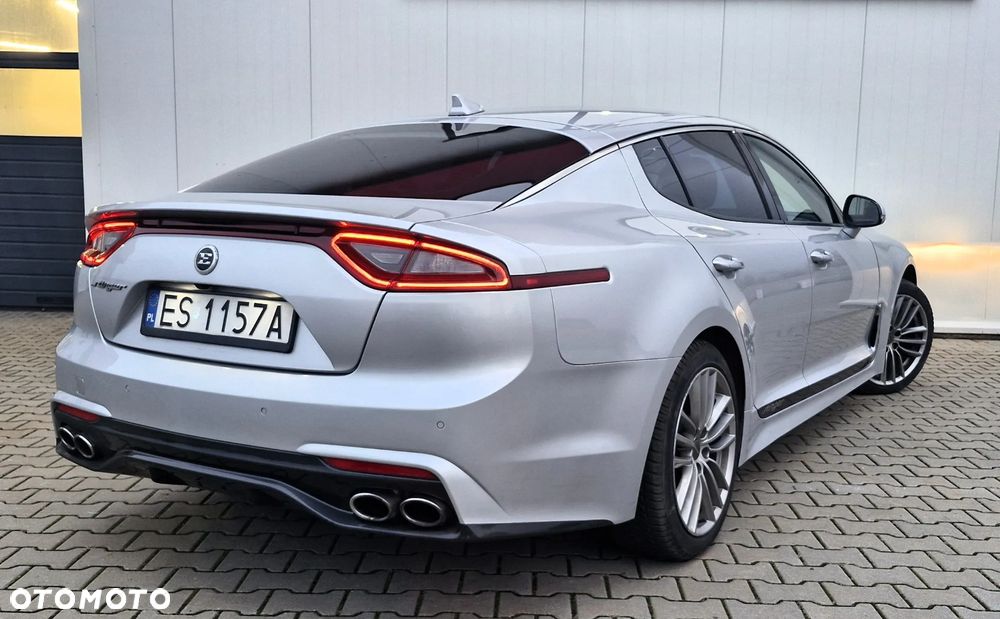 Kia Stinger 2.0 T-GDI GT Line - 14