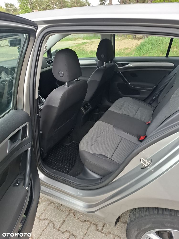 Volkswagen Golf 1.6 TDI BlueMotion Technology Comfortline - 15