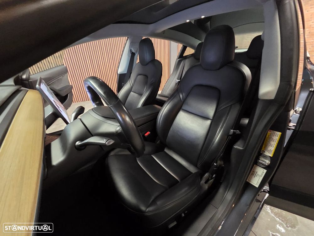 Tesla Model 3 AWD Dual Motor - 40