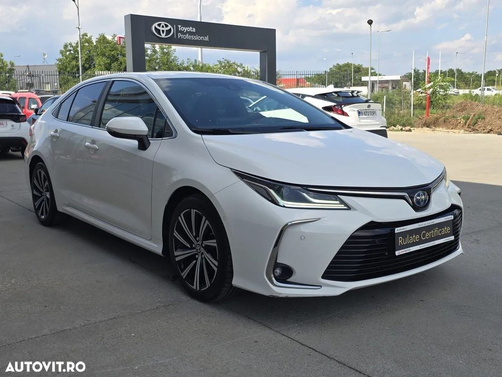 Toyota Corolla - 4
