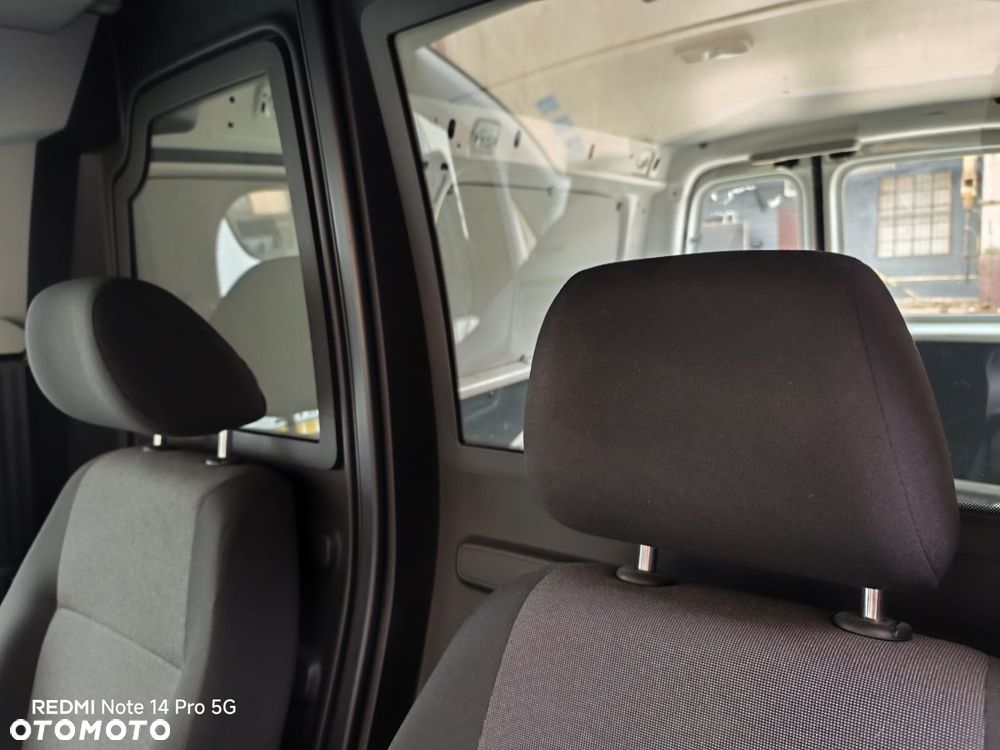 Volkswagen Caddy - 31