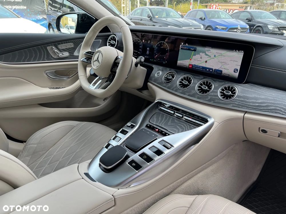 Mercedes-Benz AMG GT 43 Speedshift TCT 9G - 13