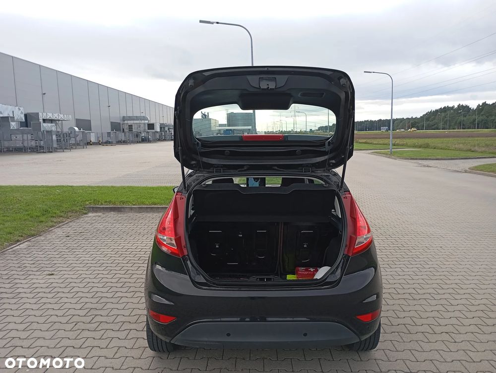 Ford Fiesta 2008 photo 3