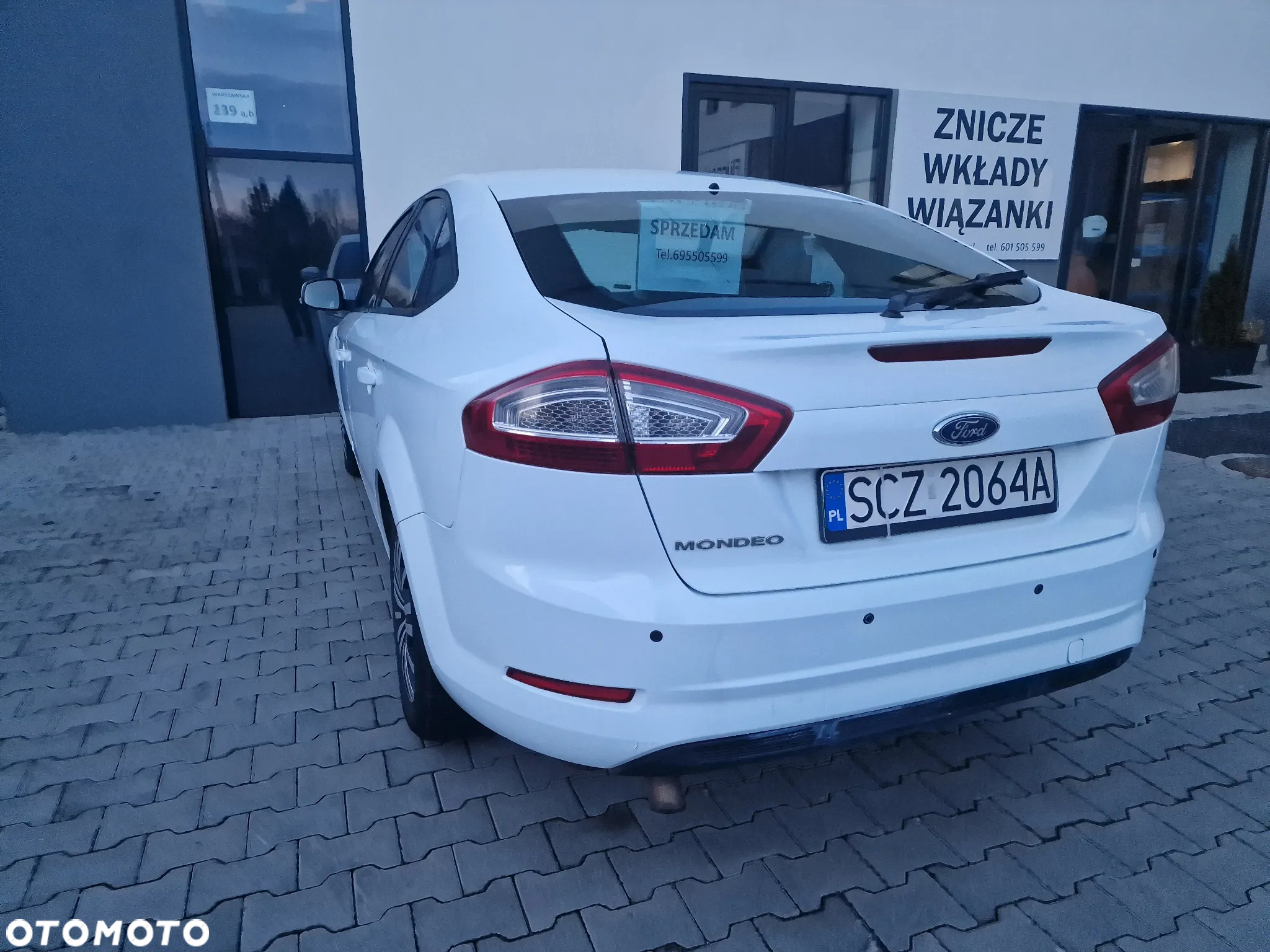 Ford Mondeo 1.6 T Ambiente - 6