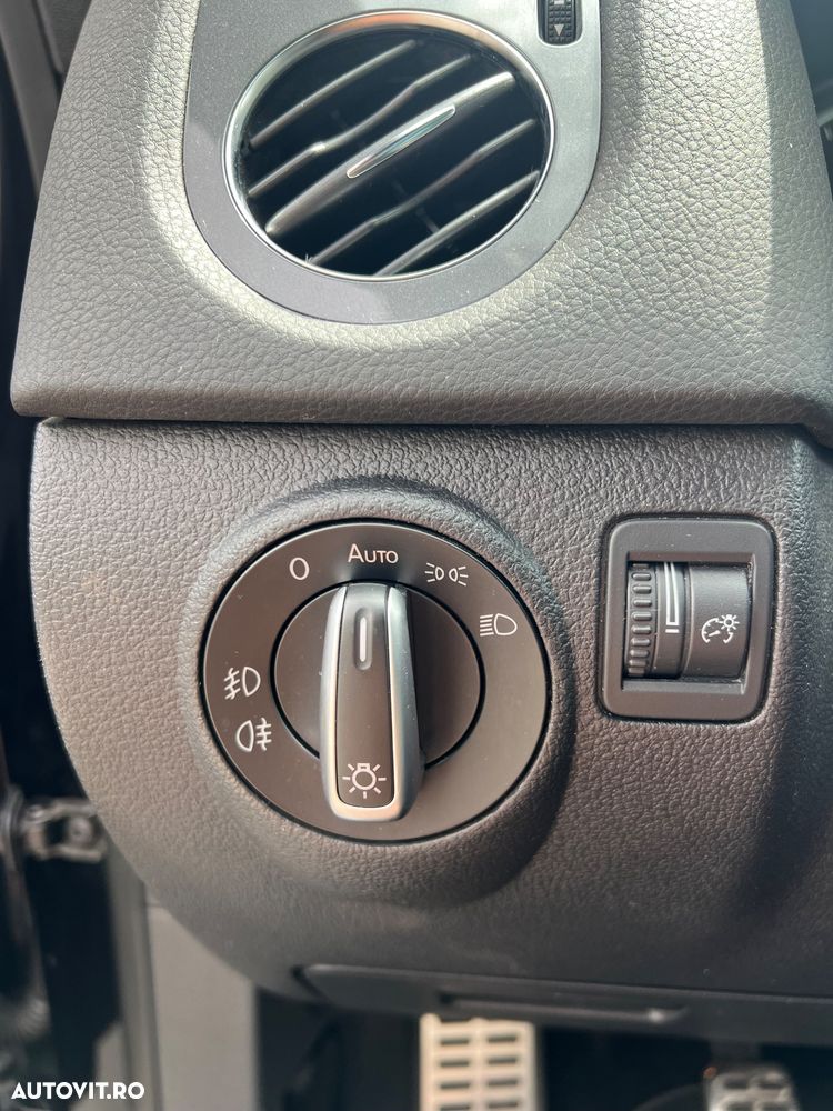 Volkswagen Tiguan 2.0 TDI DPF 4Motion BlueMotion Technology Cup Sport & Style - 23