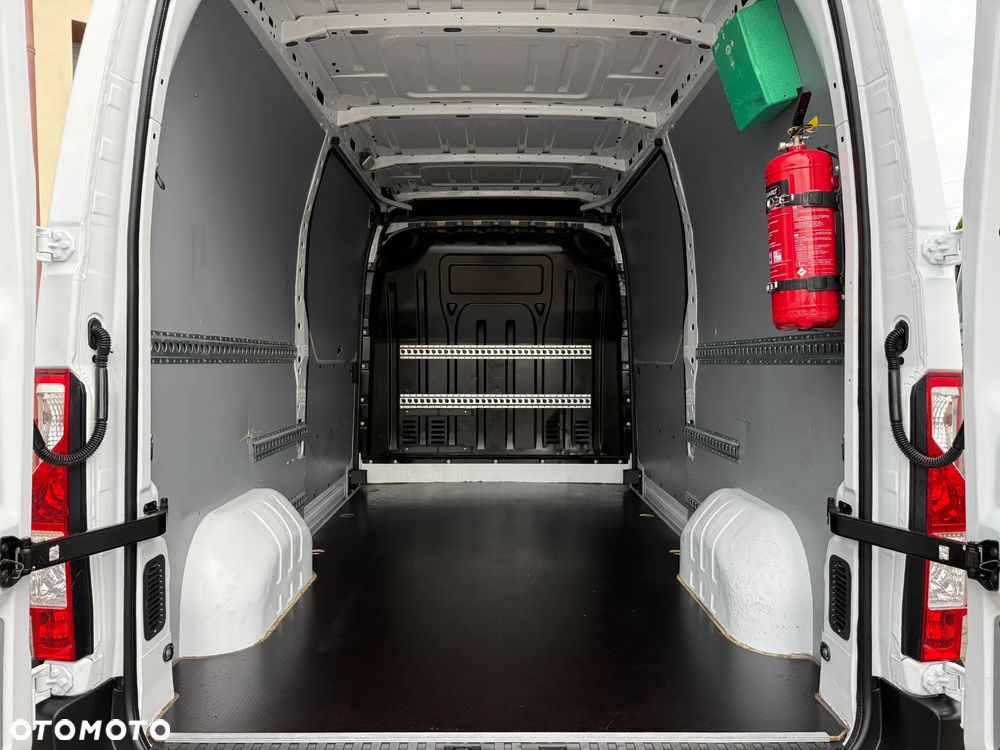 Renault Master L2H2 - 9