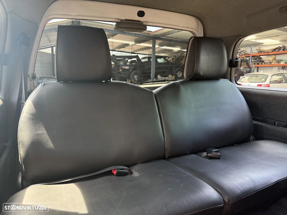 Hyundai H-1 - 17