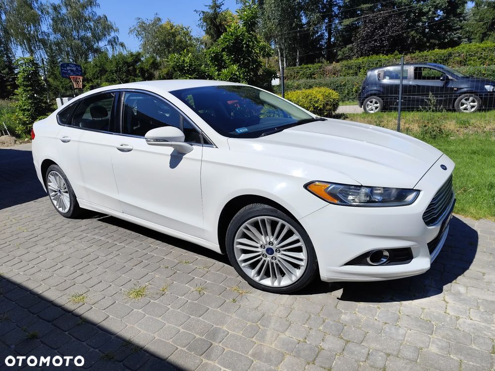 Ford Fusion - 1