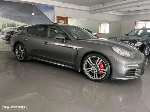 Porsche Panamera Platinum Edition