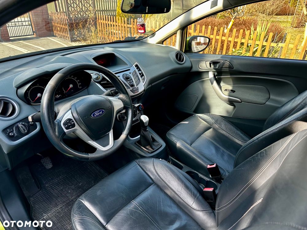 Ford Fiesta 1.4 Silver X - 3