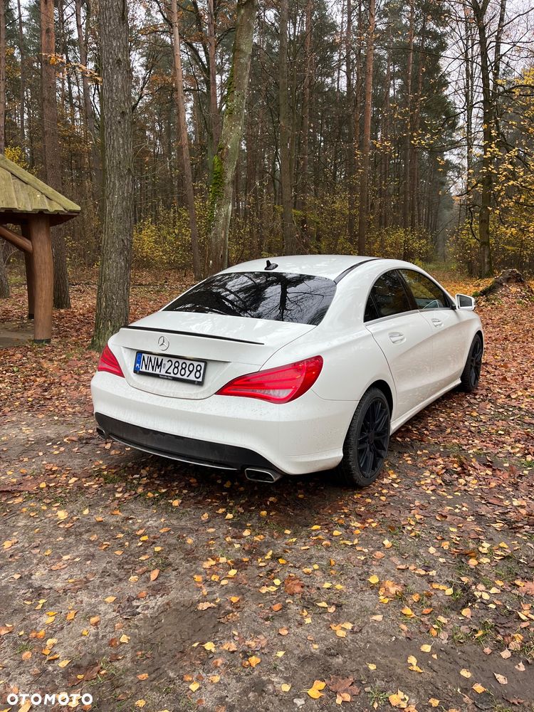 Mercedes-Benz CLA 250 4Matic 7G-DCT - 6