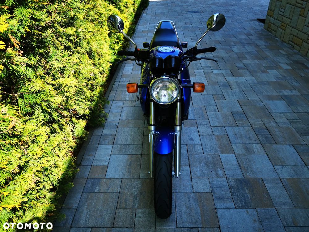 Honda CB - 12