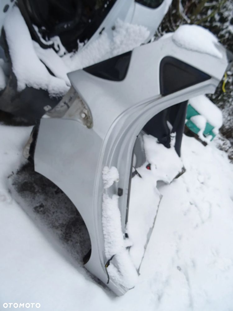 Hyundai i10 ll PAS TYLNY PAS  KUFER BAGAZNIK PODLOGA BLOTNIK CZESCI ROZNE - 2