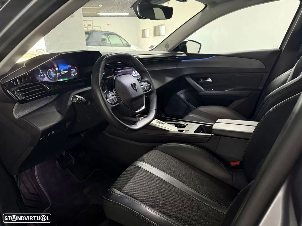 Peugeot 308 180 e-EAT8 Allure Pack - 4