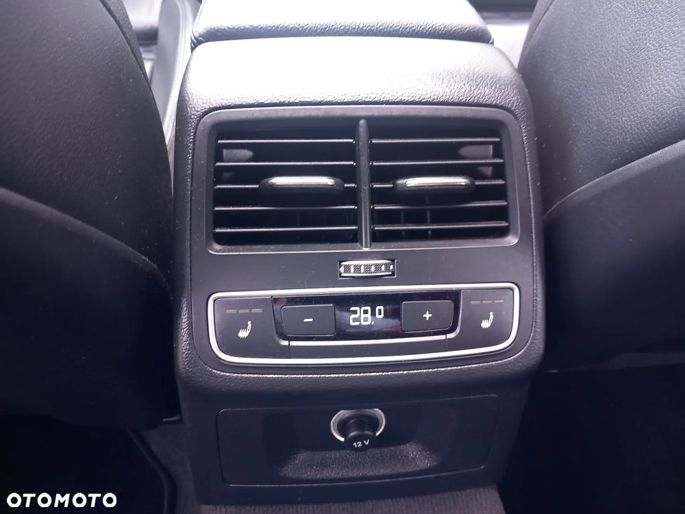 Audi A4 Avant 40 TDI S tronic sport - 36