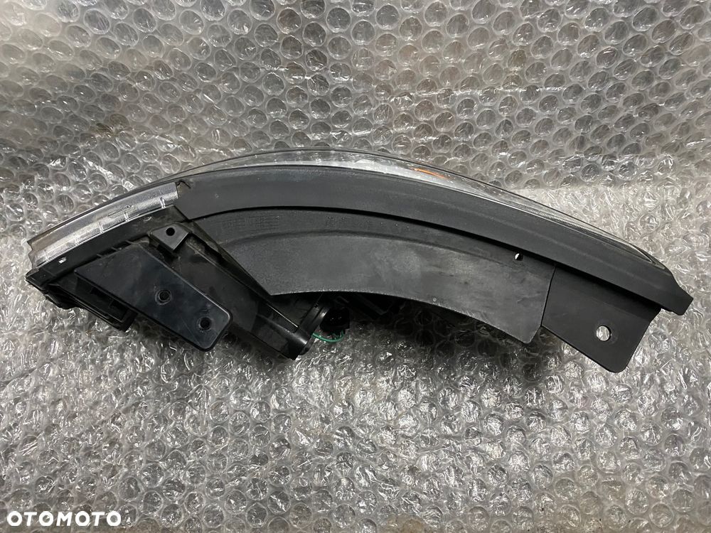 LAMPA PRAWA ZWYKŁA SOCZEWKA KIA CARNIVAL SEDONA 92102-A9040 2015- - 6