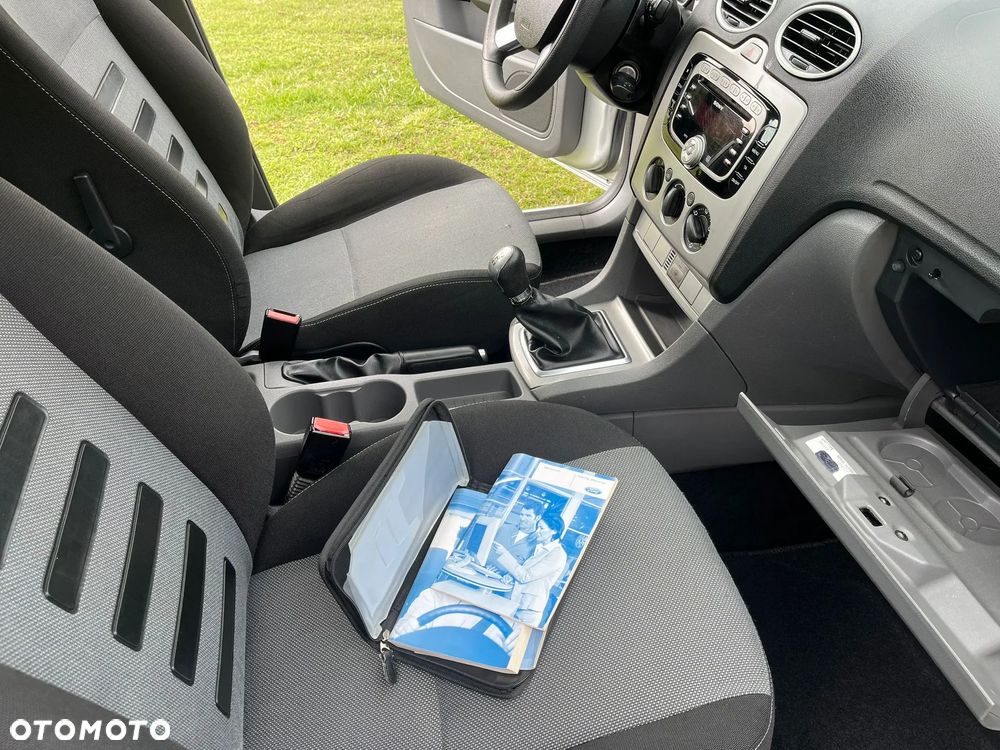 Ford Focus 1.6 16V Silver Magic - 5