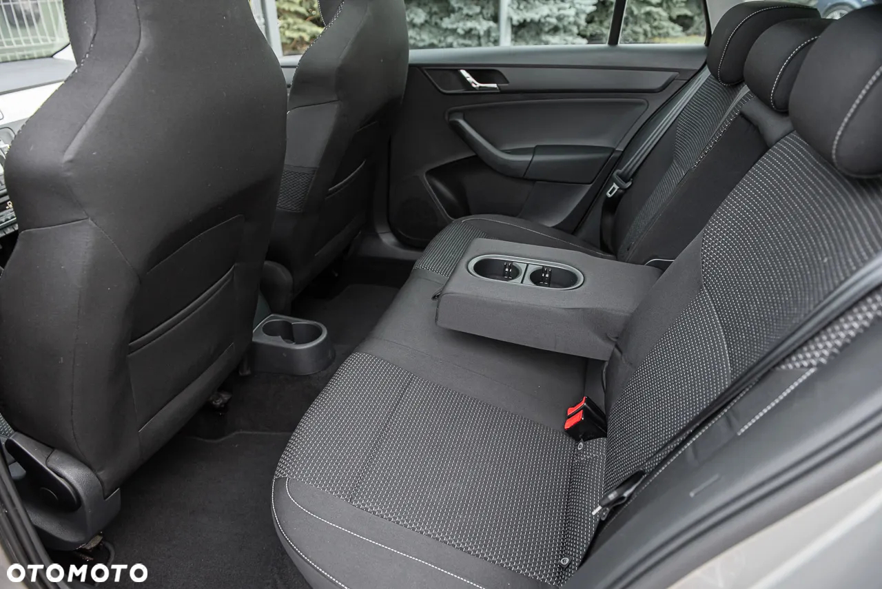 Skoda RAPID 1.4 TSI (Green tec) DSG Monte Carlo - 26