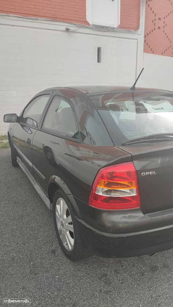 Opel Astra 1.4 Sport - 9
