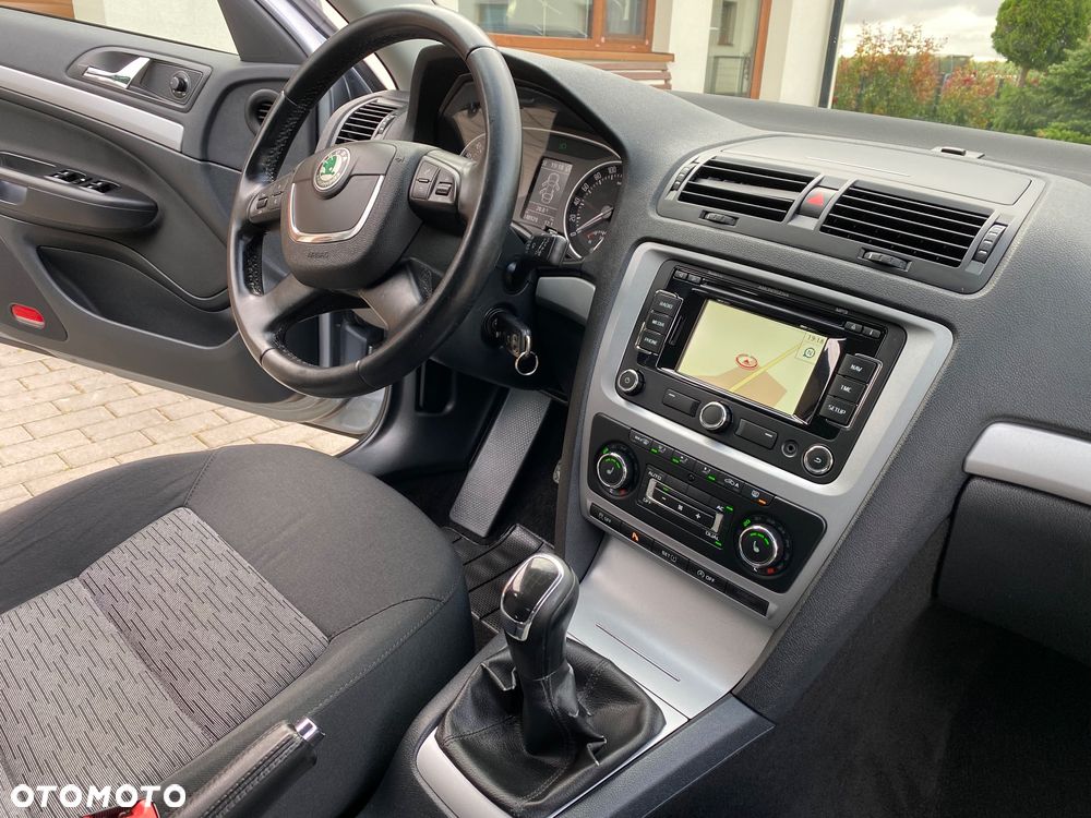 Skoda Octavia 1.6 TDI Ambiente - 9