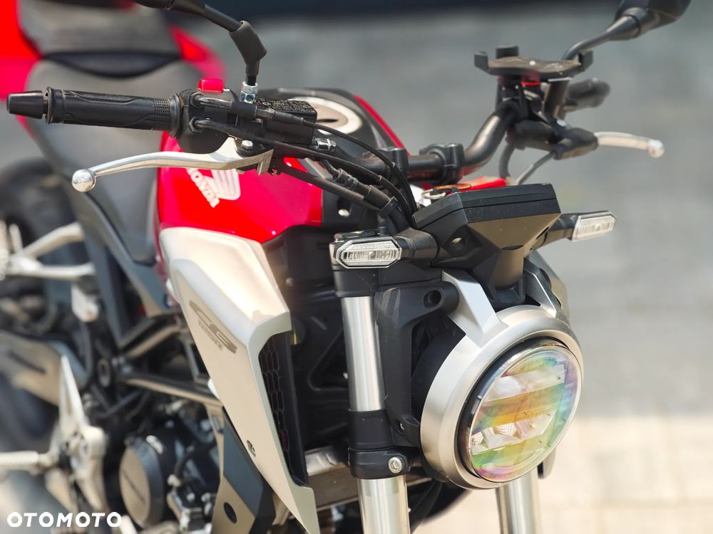 Honda CB - 19
