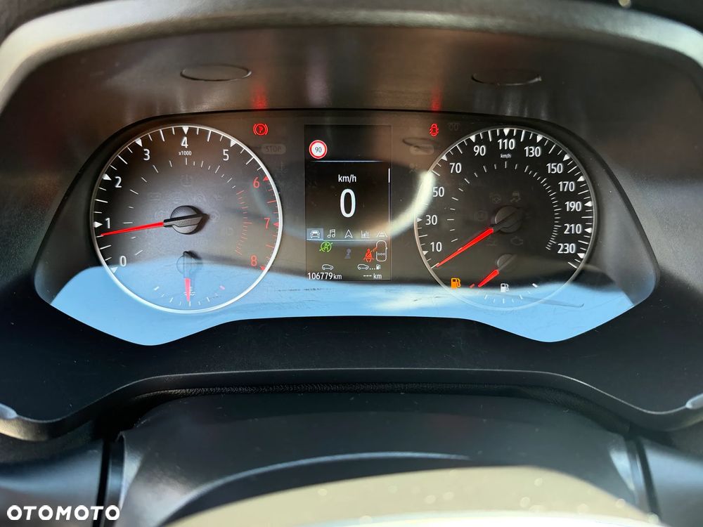 Renault Captur - 16