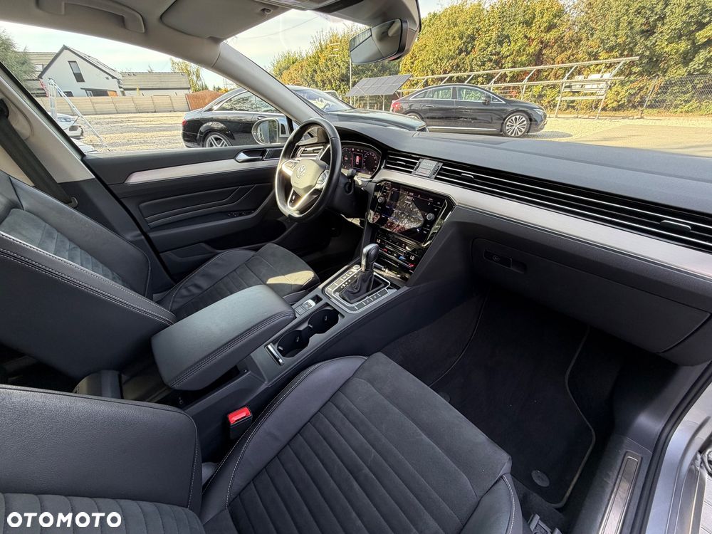 Volkswagen Passat 2.0 TDI EVO Business DSG - 32
