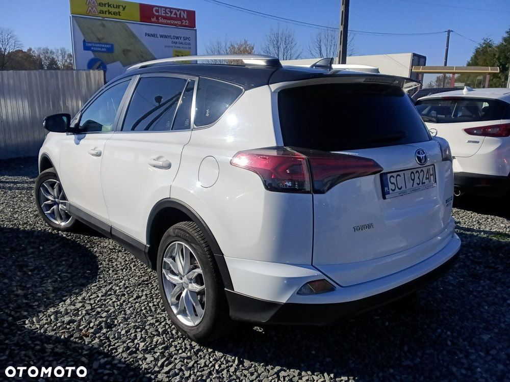 Toyota RAV4 - 4