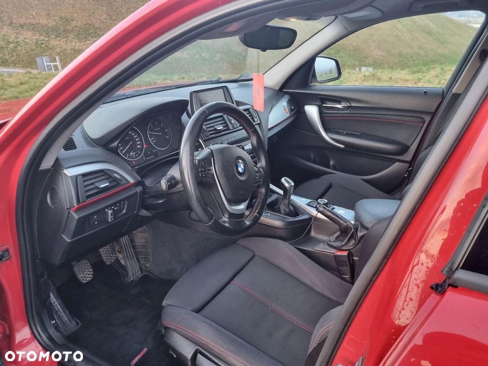 BMW Seria 1 118d Sport Line - 7
