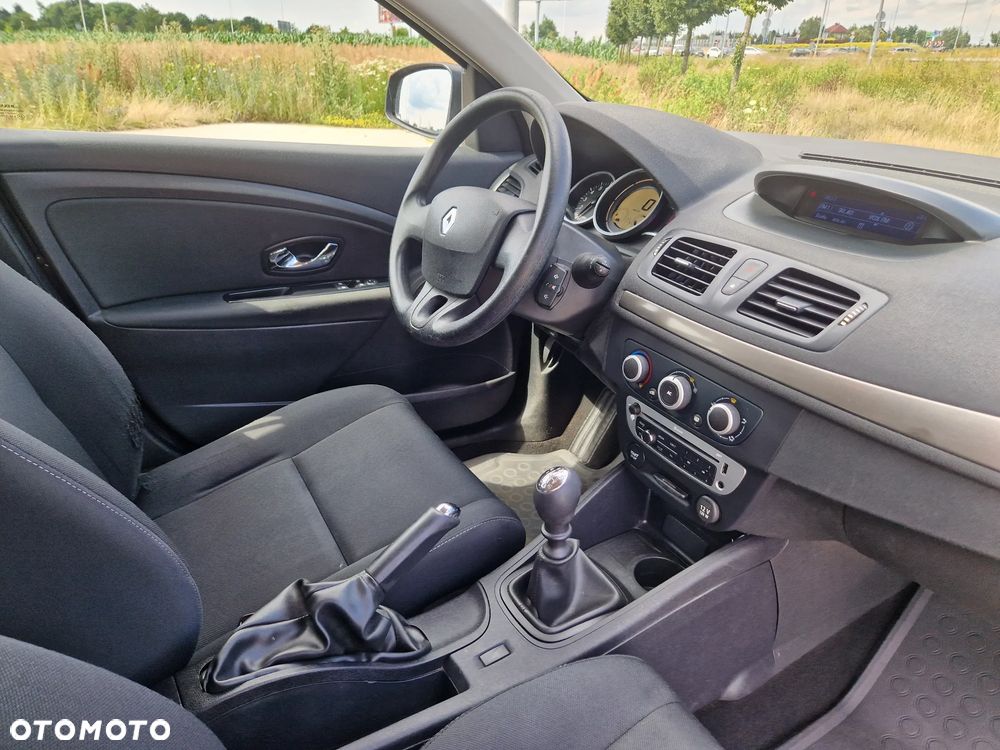 Renault Megane - 12