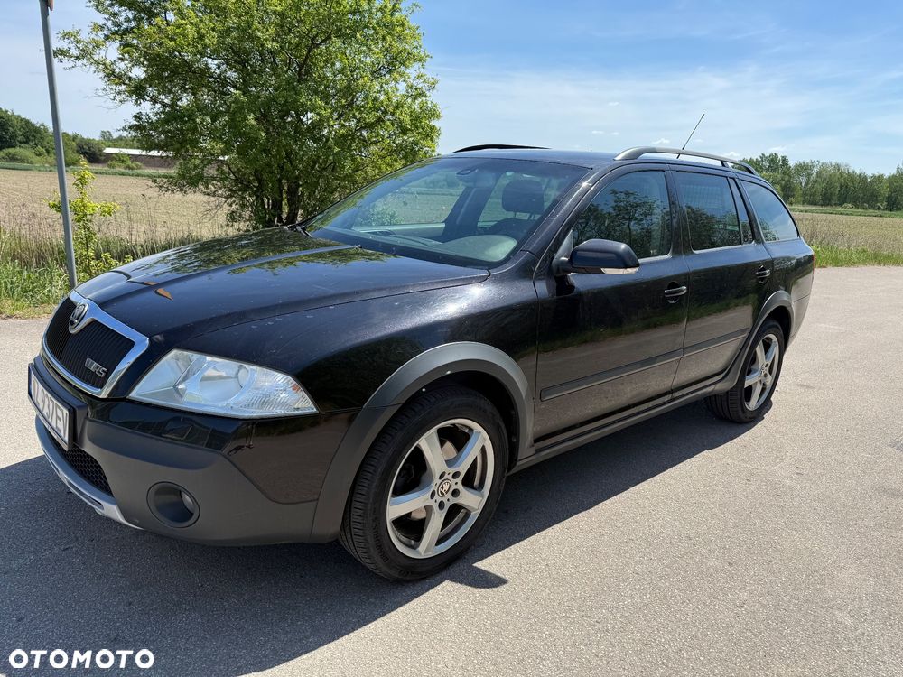 Skoda Octavia 2.0 TDI DPF RS - 7