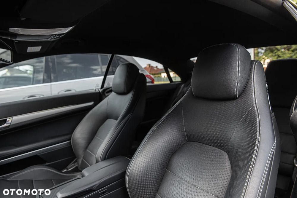 Mercedes-Benz Klasa E 350 CDI DPF Coupe BlueEFFICIENCY 7G-TRONIC Avantgarde - 17