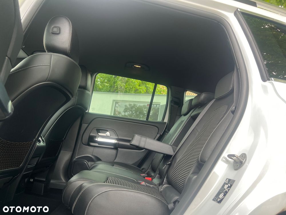 Mercedes-Benz GLB 200 d 8G-DCT Progressive - 15