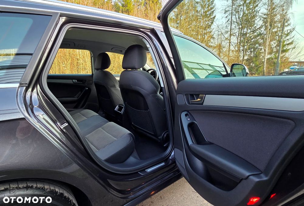 Audi A4 Avant 2.0 TDI DPF quattro - 25