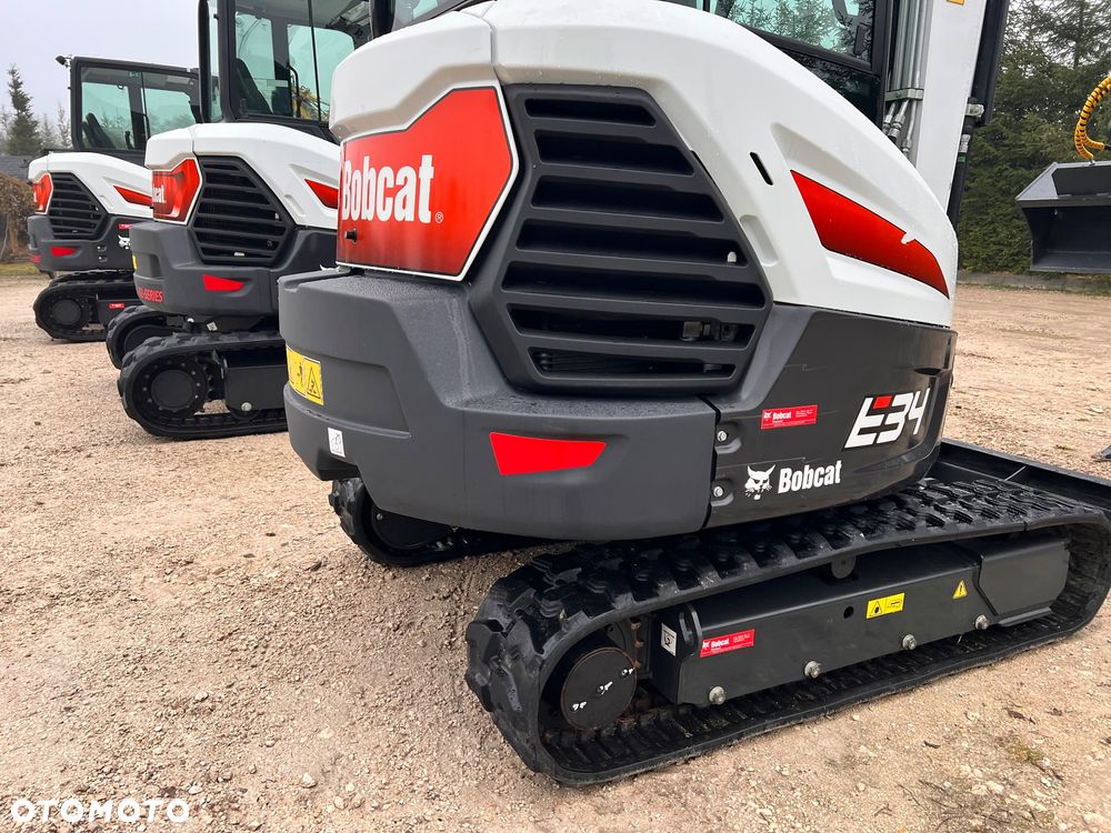 Bobcat Minikoparka BOBCAT E34 22r dodatk linie hydr e35 e 34 e35z cat 304 303,5 serwisowana 1 wł koparka gąsienicowa yanmar sanny Takeuchi Kubota 3,5tony - 4