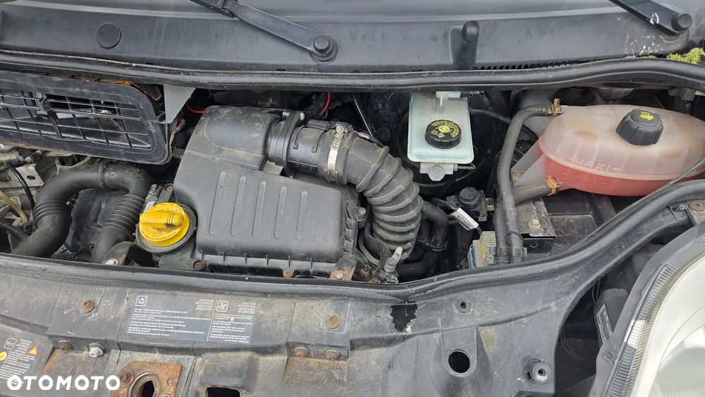 Renault Trafic - 21