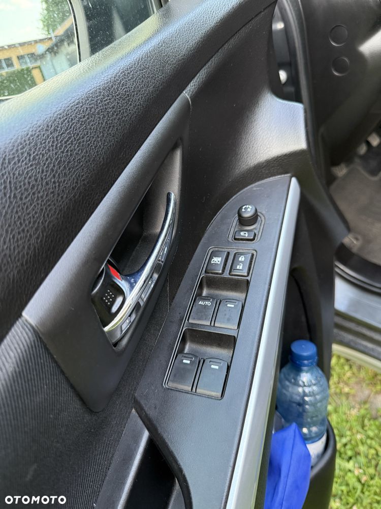 Suzuki S-Cross - 8