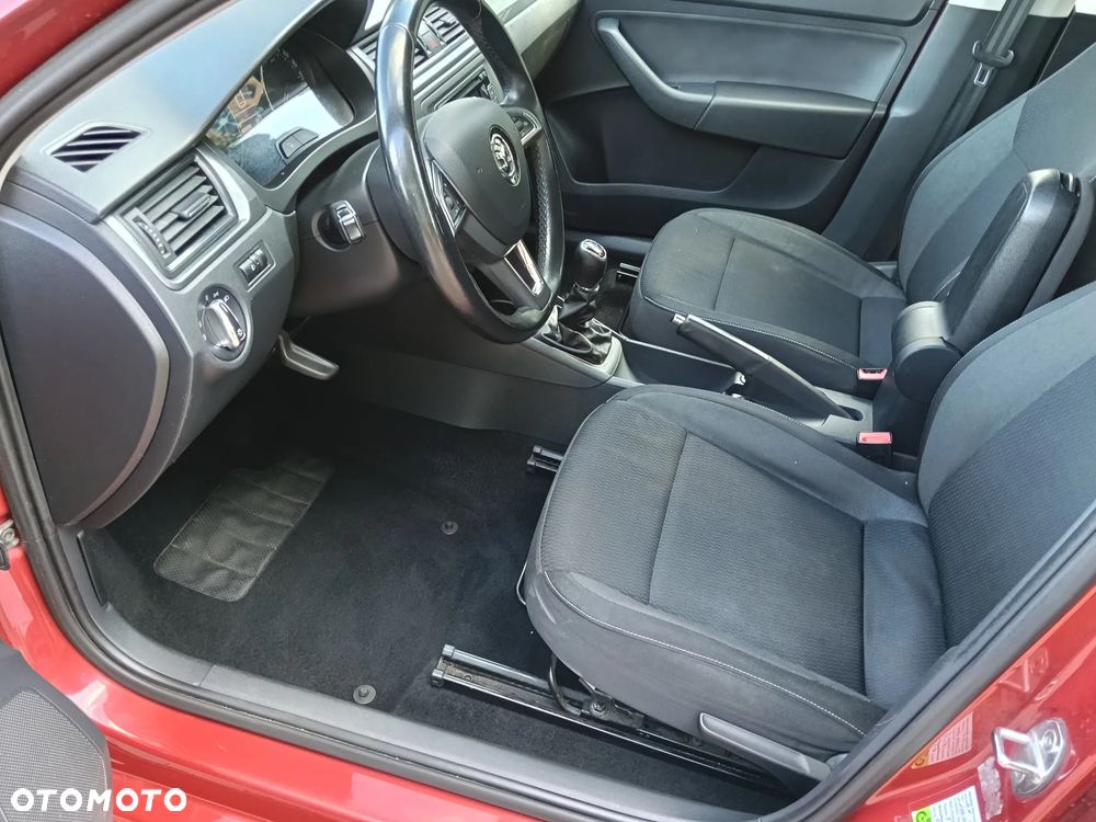 Skoda RAPID 1.6 TDI DPF Ambition - 20