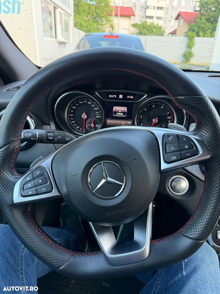 Mercedes-Benz GLA 250 4MATIC Aut. - 24