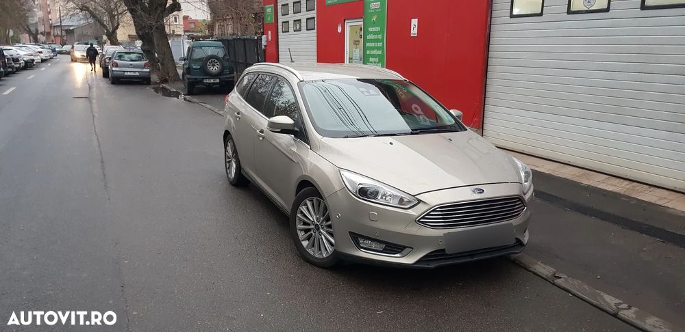 Ford Focus - 1
