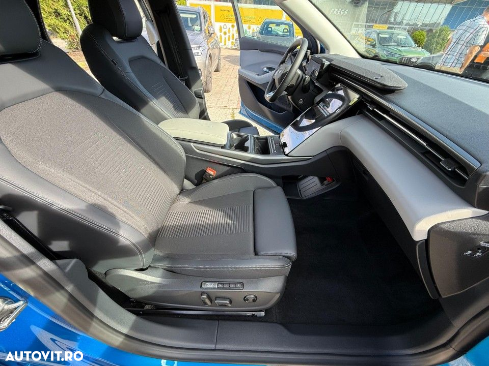 Ford Explorer - 11