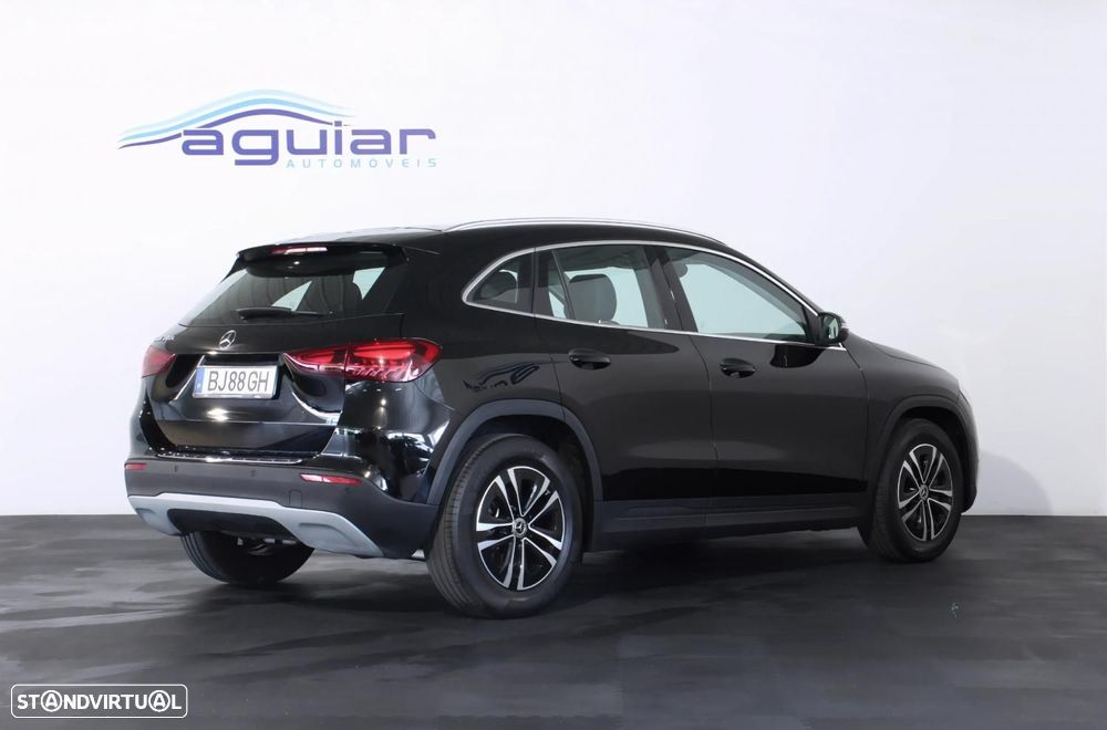 Mercedes-Benz GLA 200 Style - 4