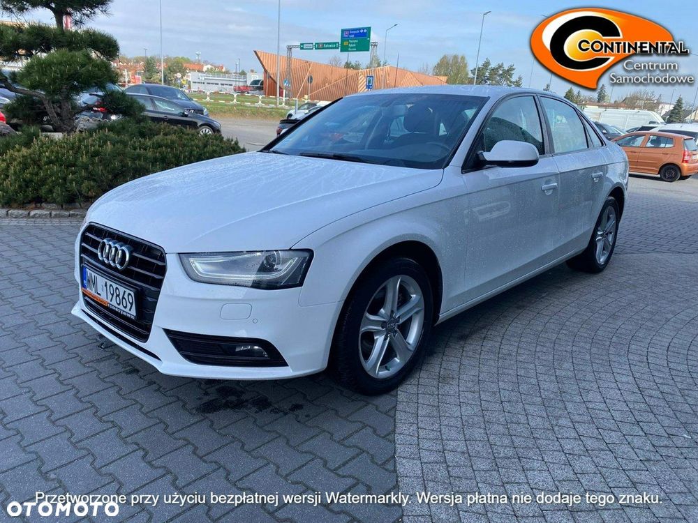 Audi A4 Limousine - 1