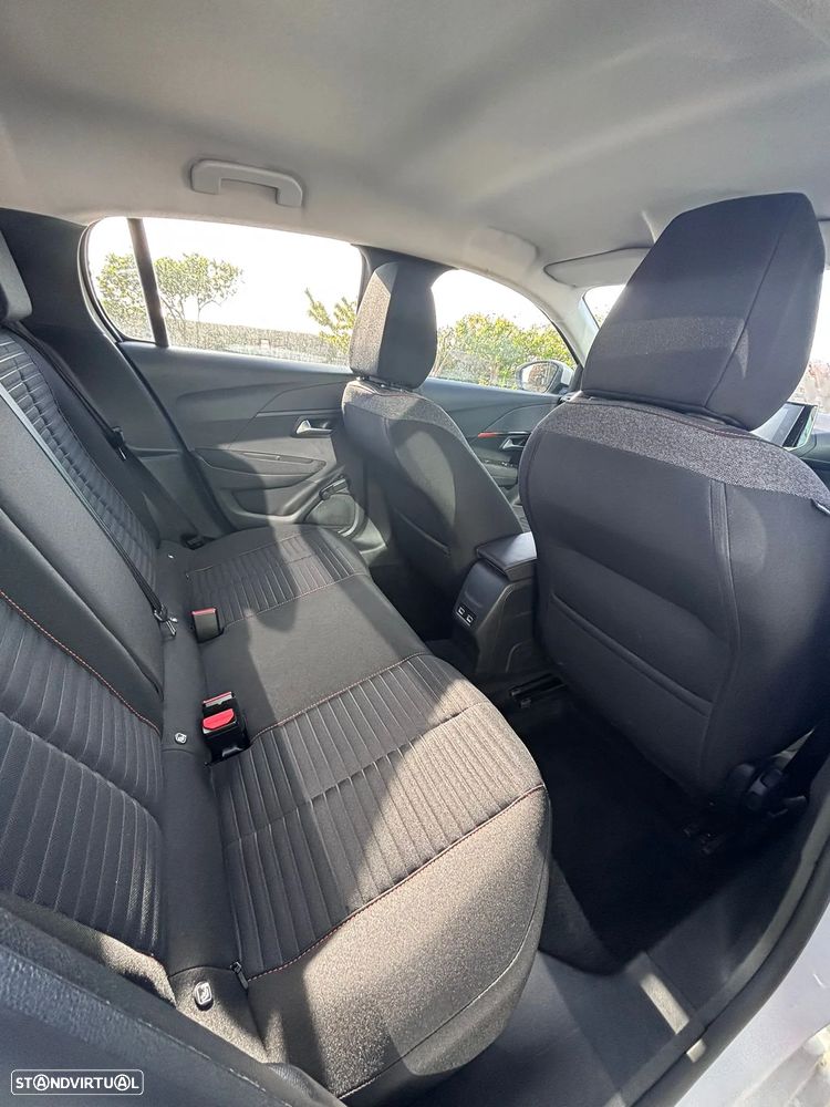 Peugeot e-208 Active Pack - 13