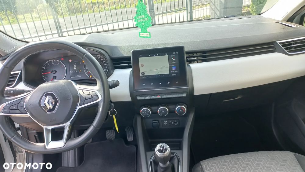 Renault Clio - 16