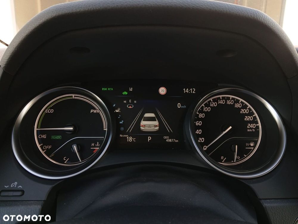 Toyota Camry - 31