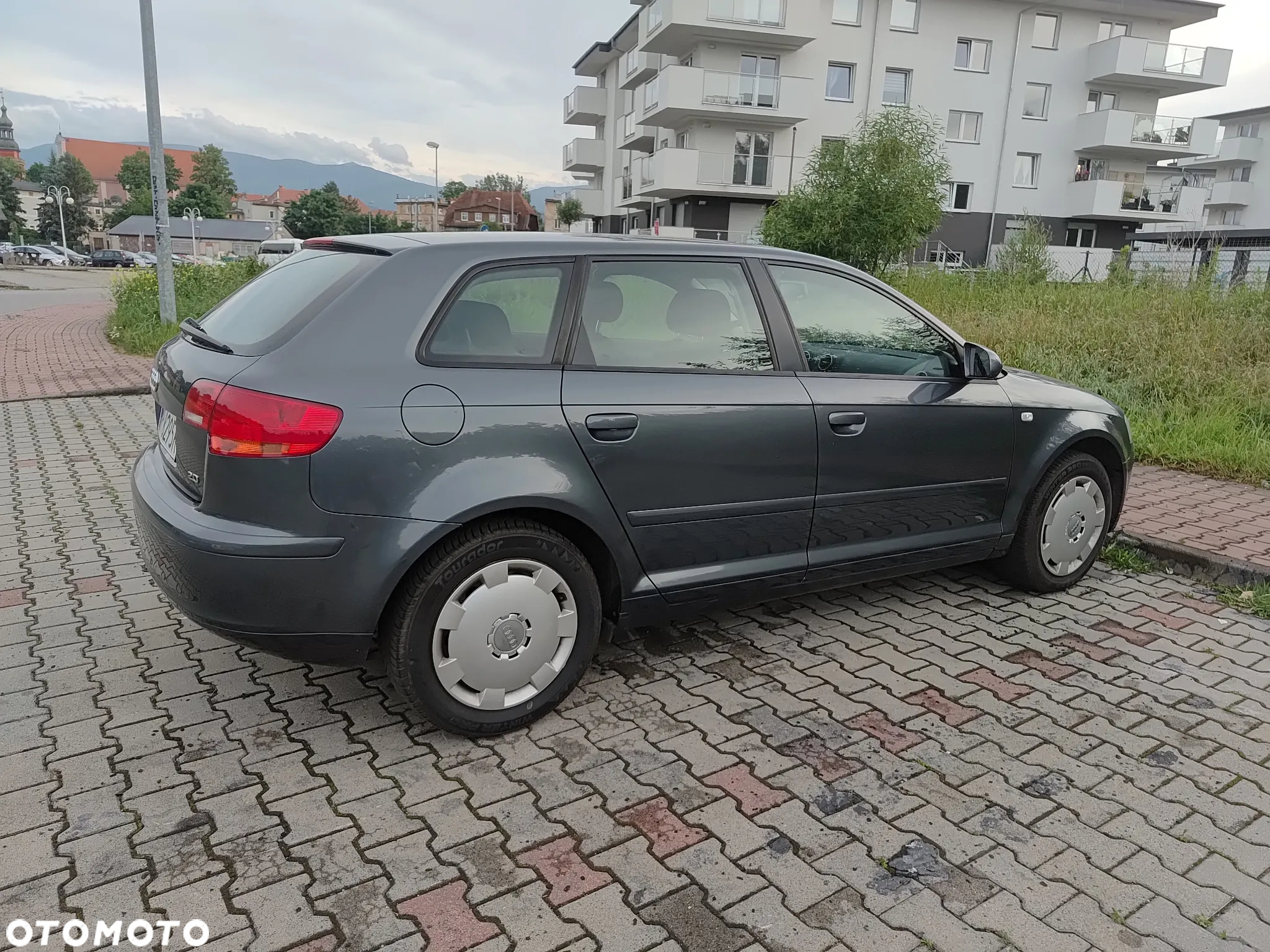 Audi A3 2.0 FSI Ambiente - 4