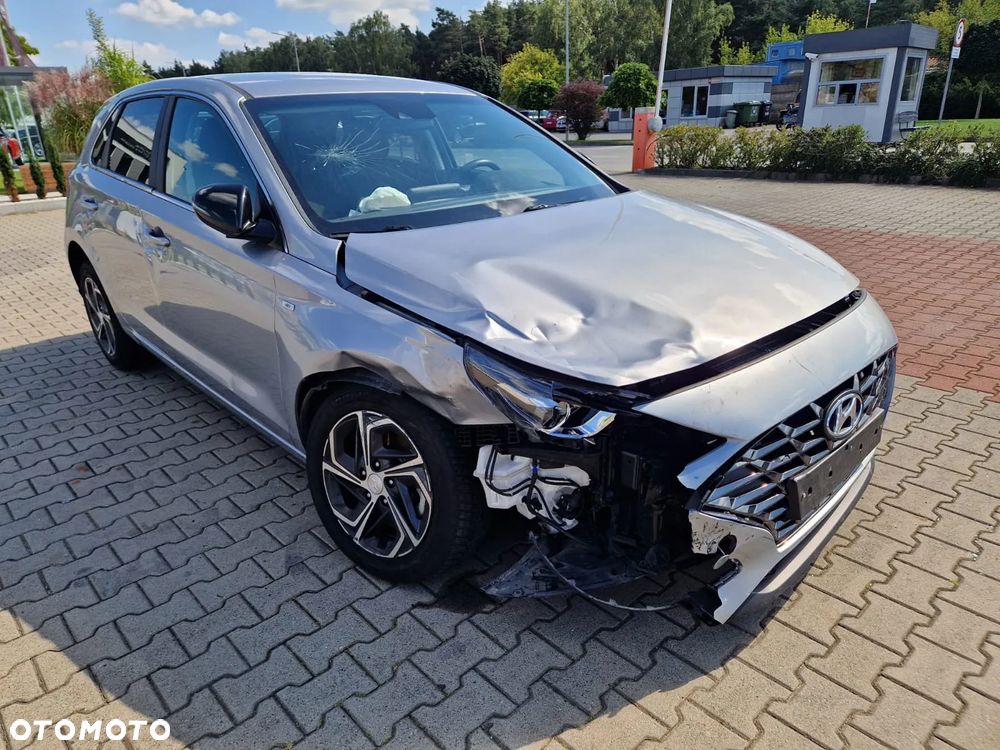 Hyundai i30 1.5 T-GDI 48V Smart DCT - 9