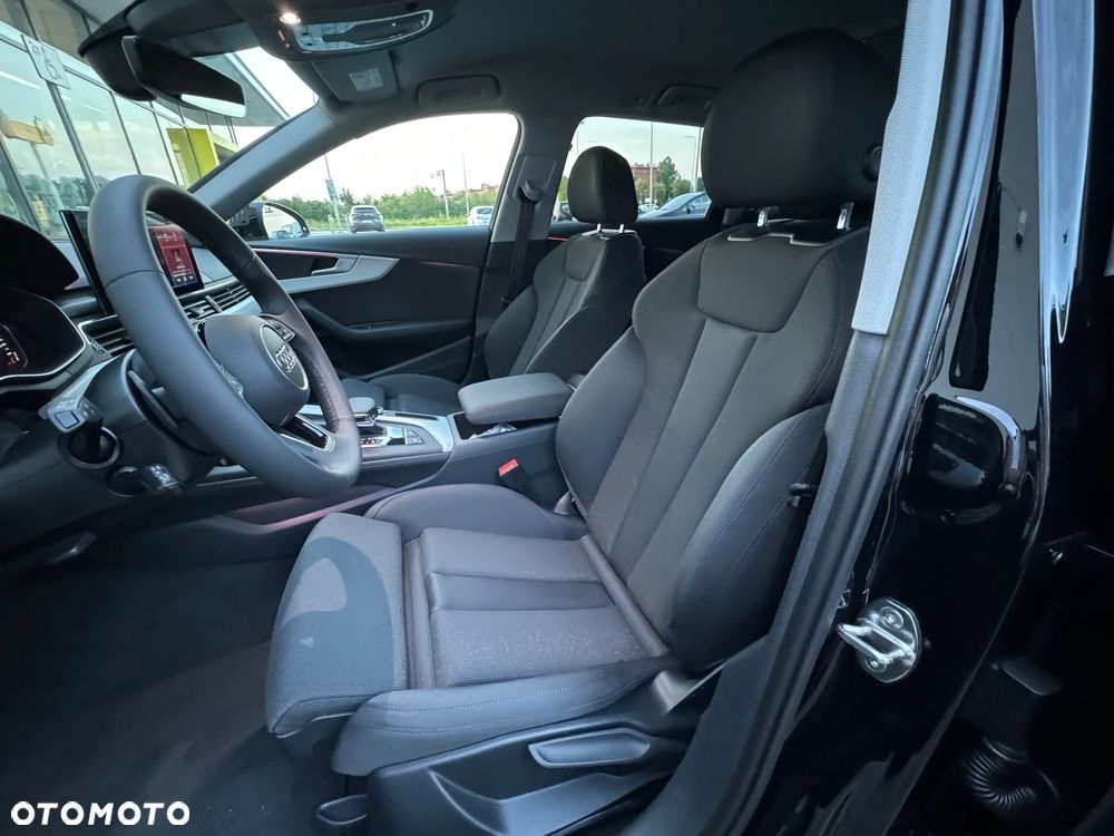 Audi A4 Avant 30 TDI mHEV S tronic - 15
